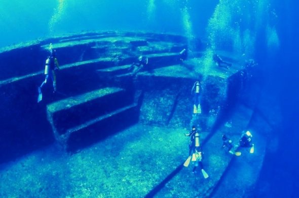 real-yonaguni-monument-750-590x392