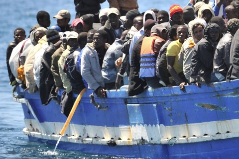 fluechtlingsboote-lampedusa